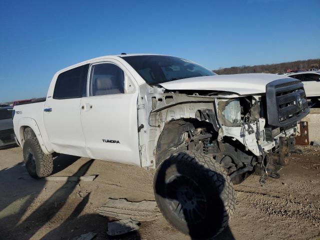 5TFHY5F18BX194036 - 2011 TOYOTA TUNDRA CREWMAX LIMITED WHITE photo 4