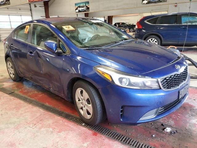 3KPFK4A72JE196300 - 2018 KIA FORTE LX BLUE photo 4