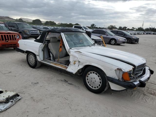 WDBBA48D6HA058672 - 1987 MERCEDES-BENZ 560 SL WHITE photo 4