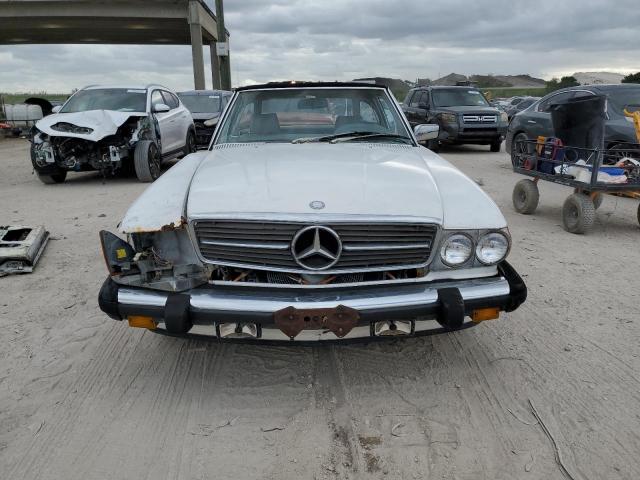 WDBBA48D6HA058672 - 1987 MERCEDES-BENZ 560 SL WHITE photo 5