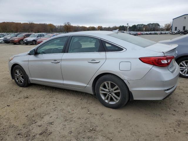 5NPE24AF9FH180391 - 2015 HYUNDAI SONATA SE SILVER photo 2