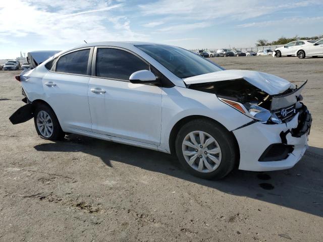 3KPC24A67NE175295 - 2022 HYUNDAI ACCENT SE WHITE photo 4