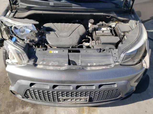 KNDJN2A25G7394677 - 2016 KIA SOUL GRAY photo 11