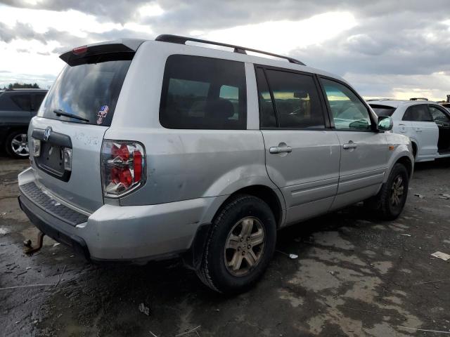 5FNYF28228B017138 - 2008 HONDA PILOT VP SILVER photo 3