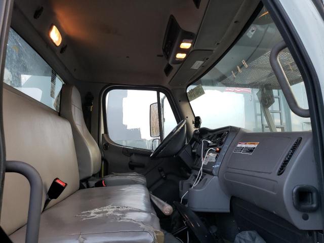 1FVACWFD8PHUA0389 - 2023 FREIGHTLINER M2 106 MEDIUM DUTY WHITE photo 5