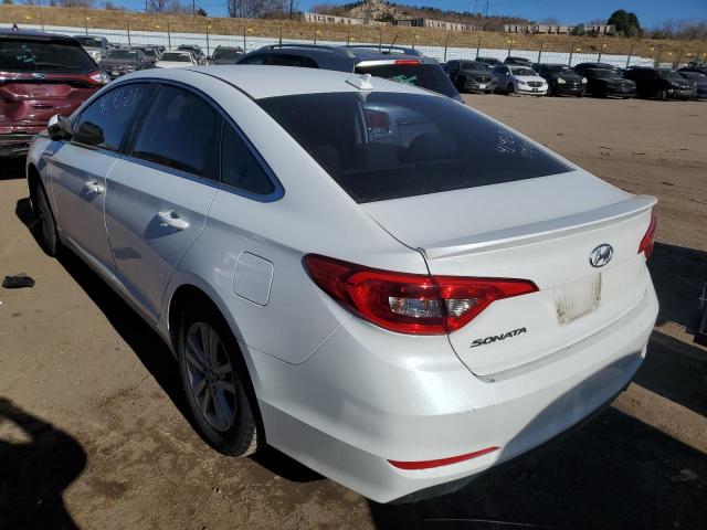 5NPE24AF2HH560210 - 2017 HYUNDAI SONATA SE WHITE photo 2