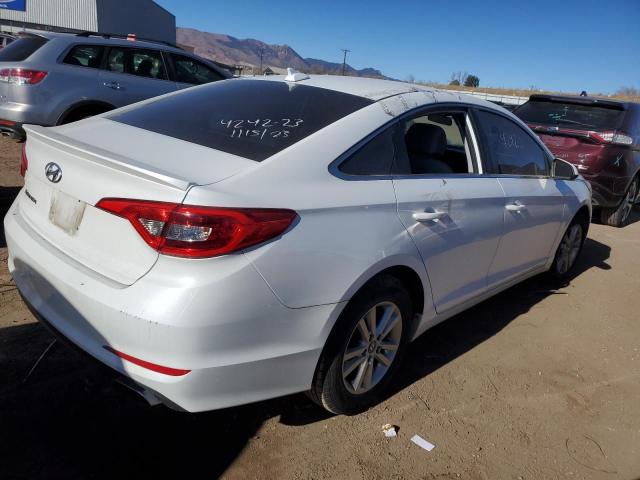 5NPE24AF2HH560210 - 2017 HYUNDAI SONATA SE WHITE photo 3