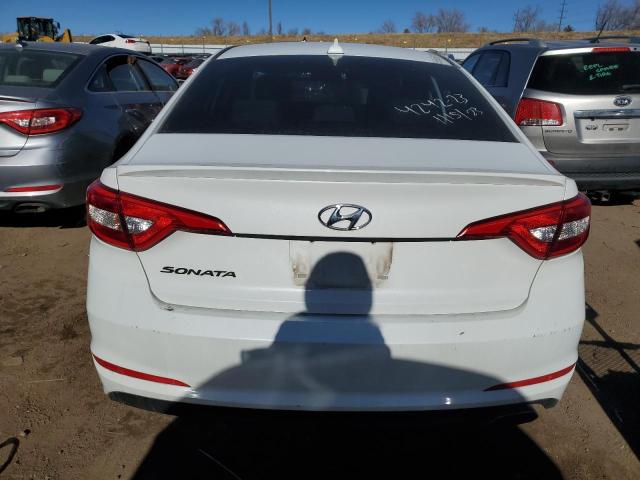 5NPE24AF2HH560210 - 2017 HYUNDAI SONATA SE WHITE photo 6