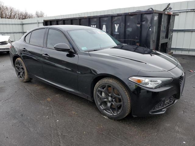 ZARFANANXM7647698 - 2021 ALFA ROMEO GIULIA SPORT BLACK photo 4