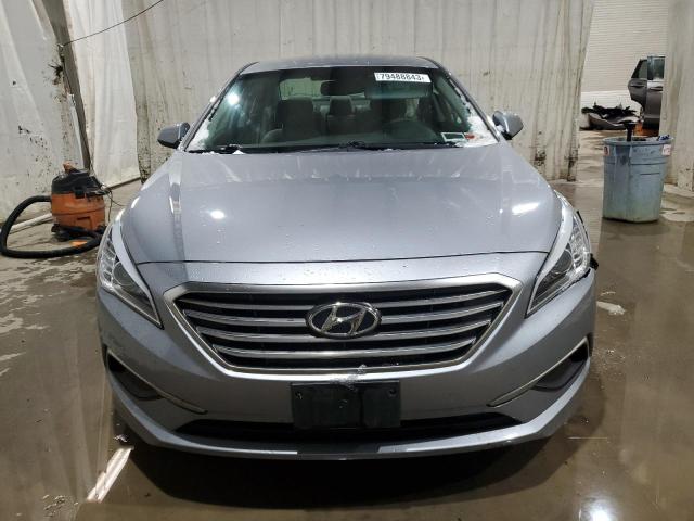 5NPE24AF1GH335131 - 2016 HYUNDAI SONATA SE SILVER photo 5