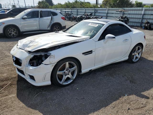 WDDPK3JA3GF120034 - 2016 MERCEDES-BENZ SLK 300 WHITE photo 1