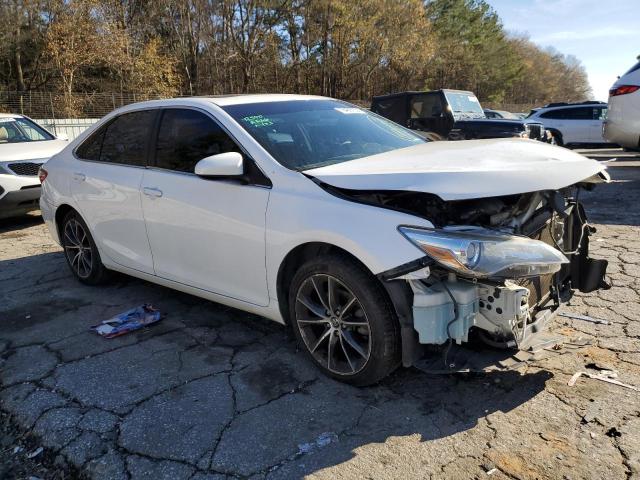 4T1BF1FK5FU054817 - 2015 TOYOTA CAMRY LE WHITE photo 4