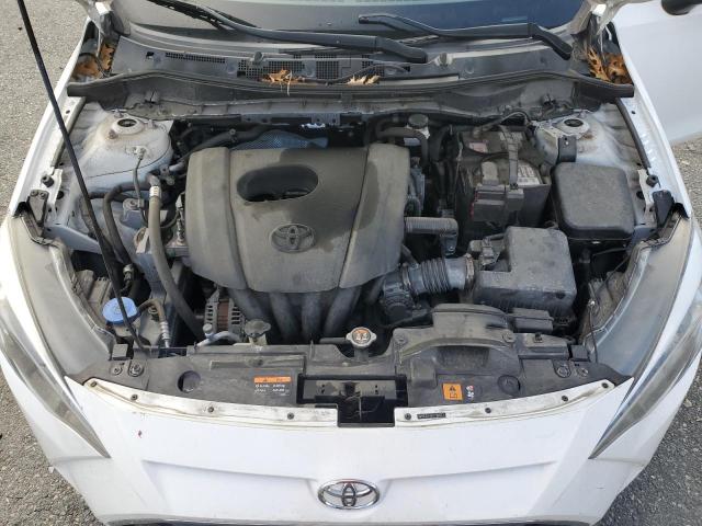 3MYDLBYV8HY182747 - 2017 TOYOTA YARIS IA WHITE photo 11