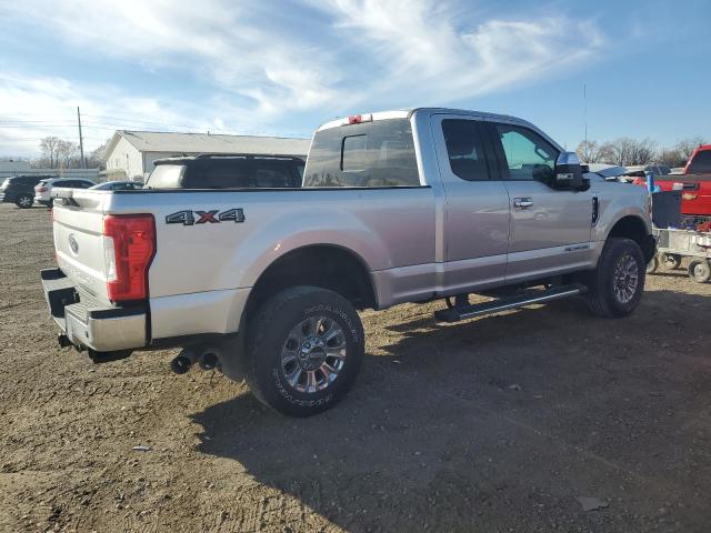 1FT7X2BT3JEC20170 - 2018 FORD F250 SUPER DUTY SILVER photo 3