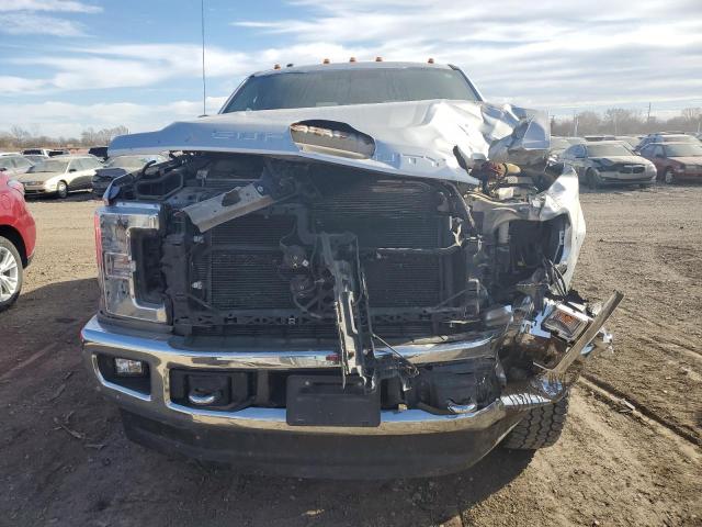 1FT7X2BT3JEC20170 - 2018 FORD F250 SUPER DUTY SILVER photo 5