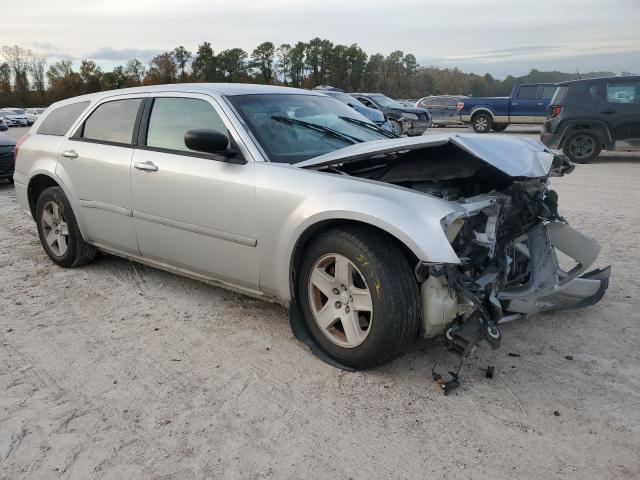 2D4FV48V65H618254 - 2005 DODGE MAGNUM SXT SILVER photo 4