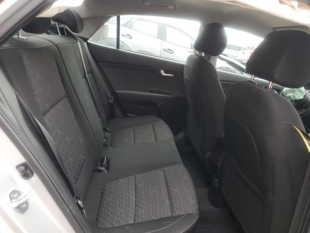 3KPA24ADXME369775 - 2021 KIA RIO LX SILVER photo 10