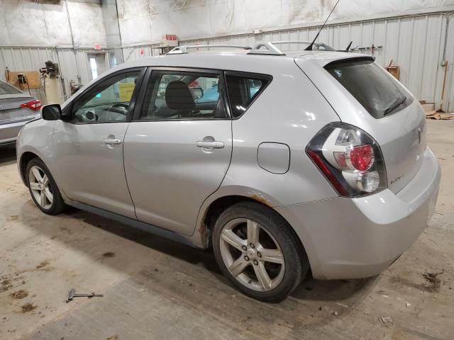 5Y2SM6E07AZ419176 - 2010 PONTIAC VIBE SILVER photo 2