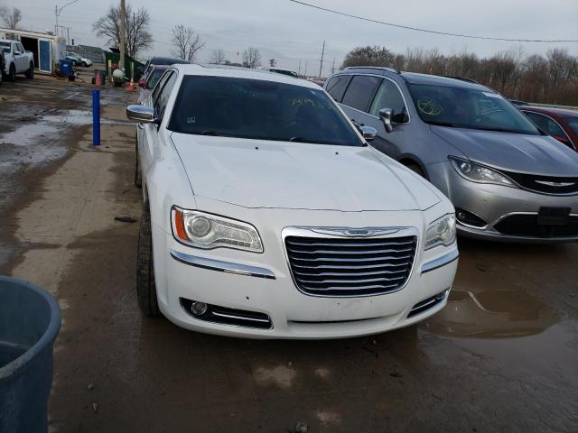 2C3CCAKG0EH356203 - 2014 CHRYSLER 300C WHITE photo 5