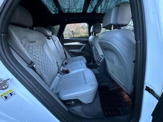 WA1C4AFY9J2058791 - 2018 AUDI SQ5 PRESTIGE WHITE photo 6