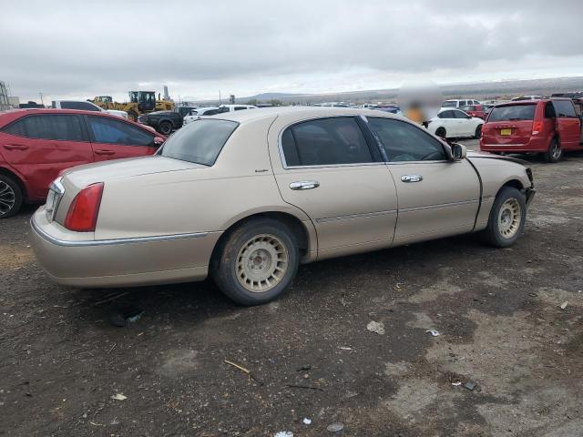 1LNFM81W3WY665609 - 1998 LINCOLN TOWN CAR EXECUTIVE TAN photo 3