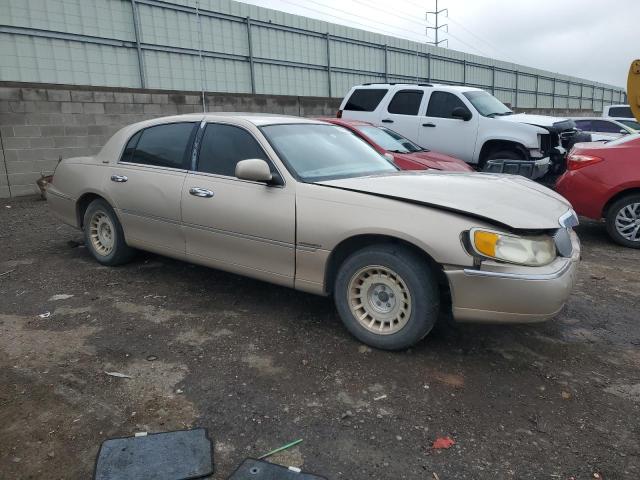 1LNFM81W3WY665609 - 1998 LINCOLN TOWN CAR EXECUTIVE Թուխ լուսանկար 4