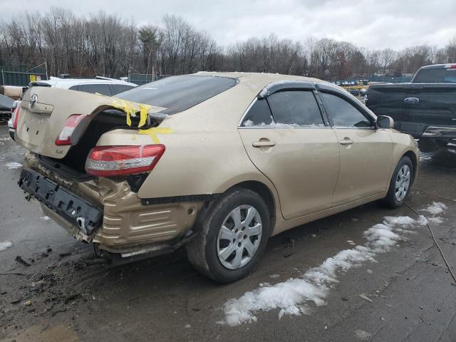 4T1BF3EK4AU511669 - 2010 TOYOTA CAMRY BASE GOLD photo 3