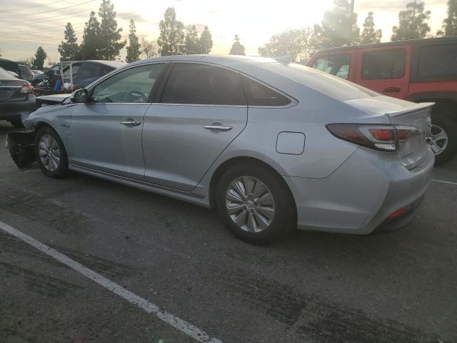 KMHE24L31HA064207 - 2017 HYUNDAI SONATA HYBRID SILVER photo 2