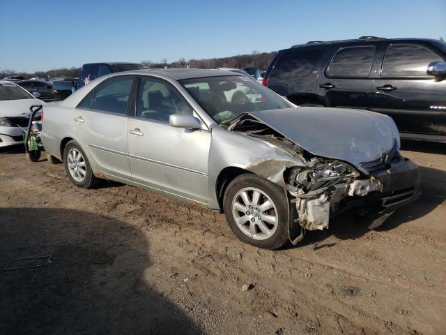 JTDBF30K320003651 - 2002 TOYOTA CAMRY LE SILVER photo 4