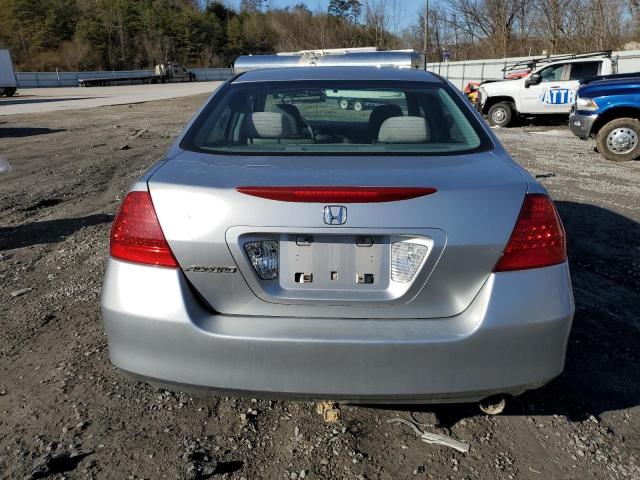 1HGCM567X7A114578 - 2007 HONDA ACCORD EX SILVER photo 6