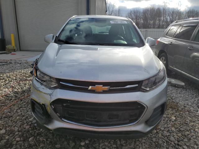 KL7CJNSB0JB583811 - 2018 CHEVROLET TRAX LS SILVER photo 5