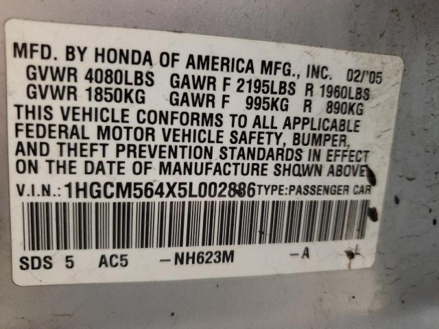 1HGCM564X5L002886 - 2005 HONDA ACCORD LX SILVER photo 13