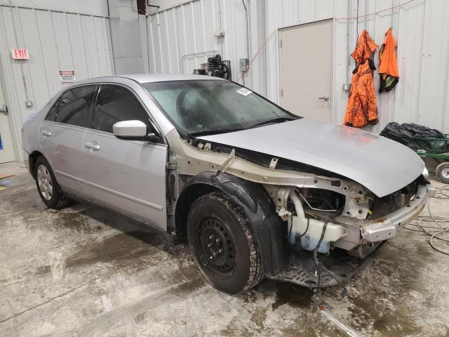 1HGCM564X5L002886 - 2005 HONDA ACCORD LX SILVER photo 4