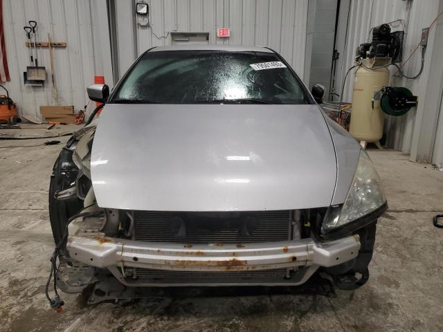 1HGCM564X5L002886 - 2005 HONDA ACCORD LX SILVER photo 5