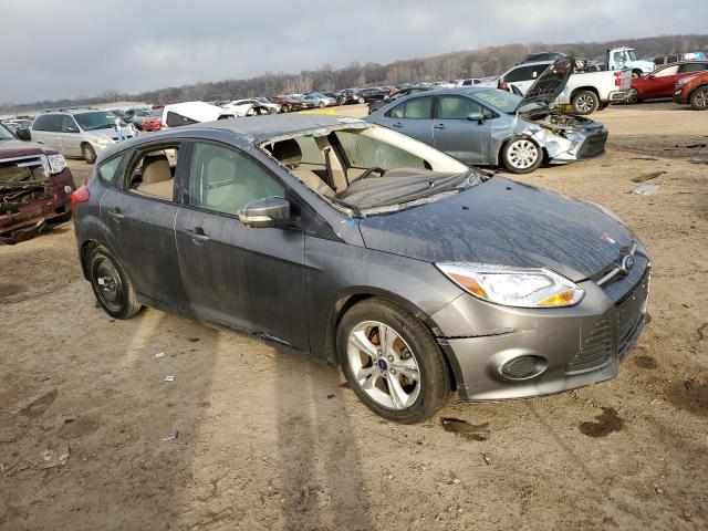 1FADP3K2XEL371126 - 2014 FORD FOCUS SE GRAY photo 4