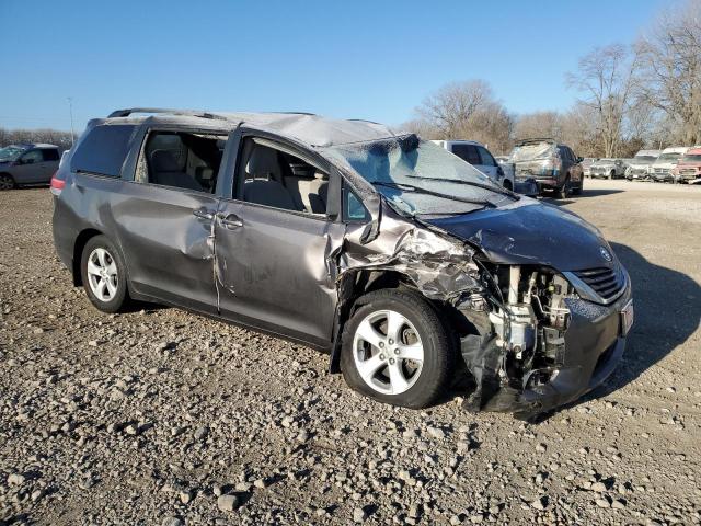 5TDKK3DC7CS243654 - 2012 TOYOTA SIENNA LE GRAY photo 4