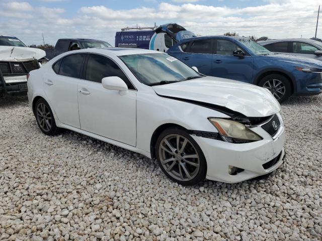 JTHBK262782067054 - 2008 LEXUS IS 250 WHITE photo 4