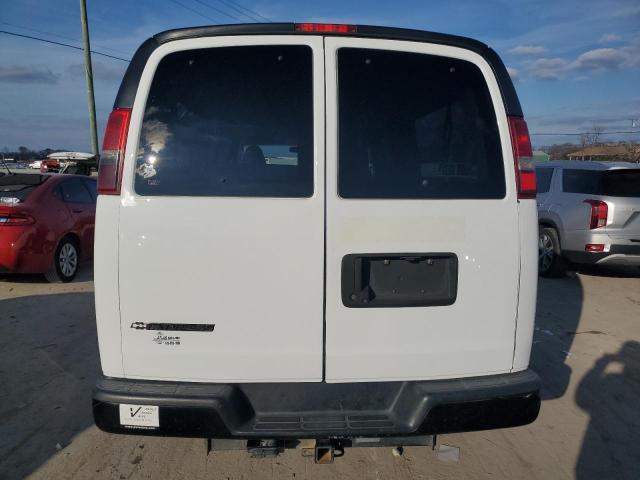 1GAZGNFG7J1241207 - 2018 CHEVROLET EXPRESS G3 LS WHITE photo 6