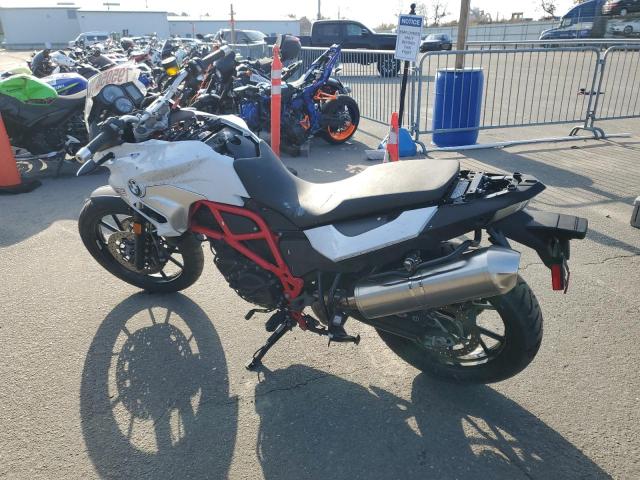 WB10B1607HZ317821 - 2017 BMW F700 GS WHITE photo 3