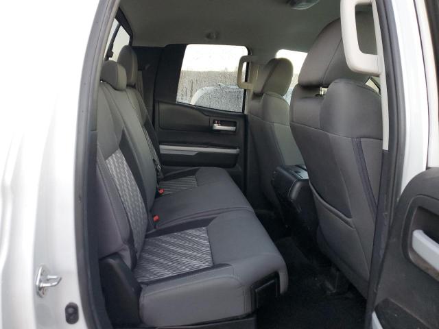 5TFUY5F11MX013585 - 2021 TOYOTA TUNDRA DOUBLE CAB SR/SR5 WHITE photo 10