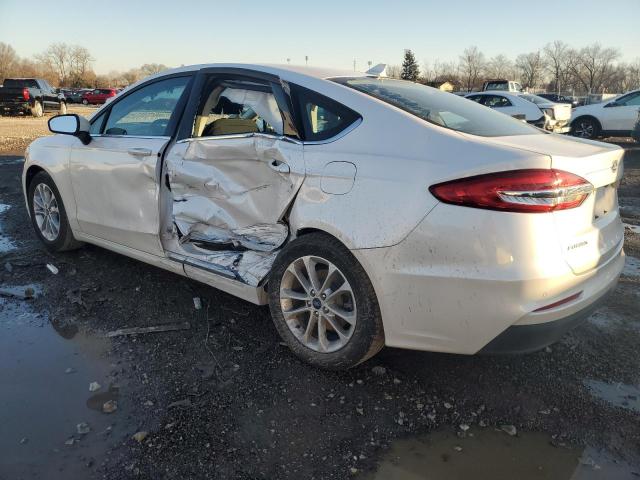 3FA6P0HD0LR225025 - 2020 FORD FUSION SE WHITE photo 2