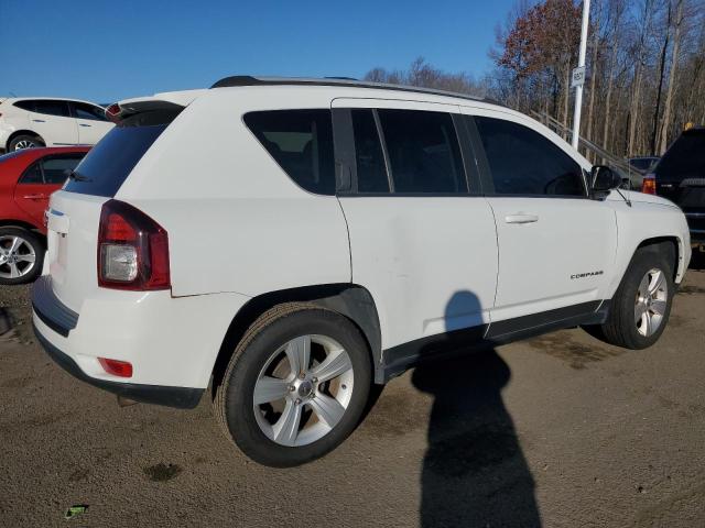 1C4NJCBA4GD705543 - 2016 JEEP COMPASS SPORT WHITE photo 3