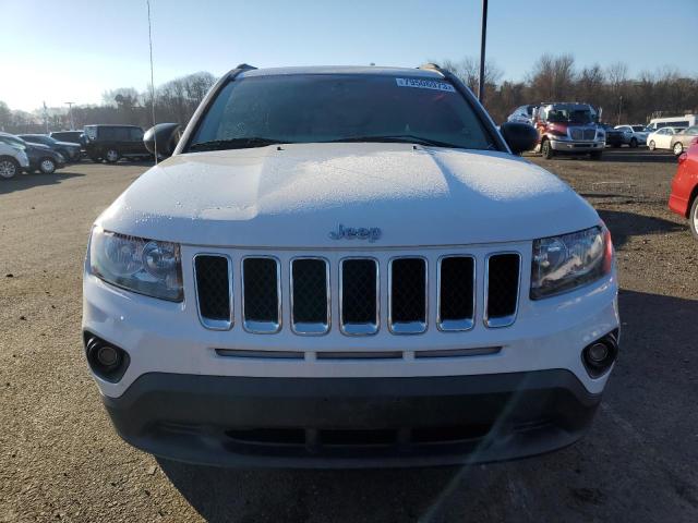 1C4NJCBA4GD705543 - 2016 JEEP COMPASS SPORT WHITE photo 5