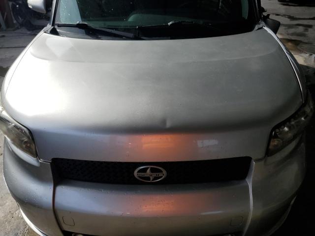 JTLKE50E281011594 - 2008 TOYOTA SCION XB SILVER photo 11