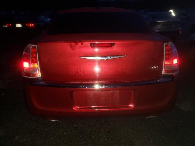 2C3CCAET1CH288287 - 2012 CHRYSLER 300C RED photo 6