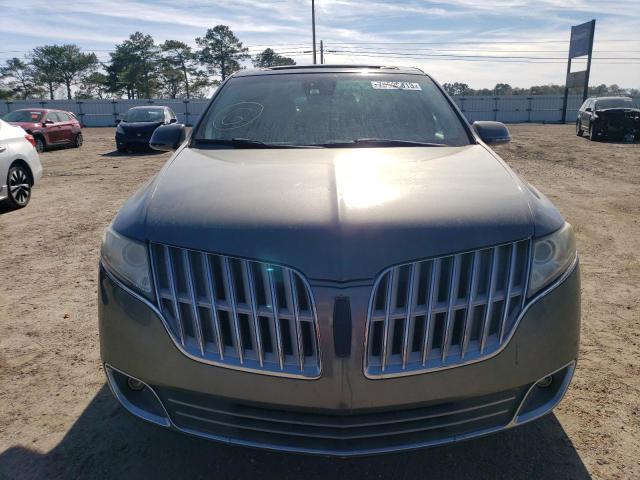 2LMHJ5FR6ABJ18590 - 2010 LINCOLN MKT SILVER photo 5