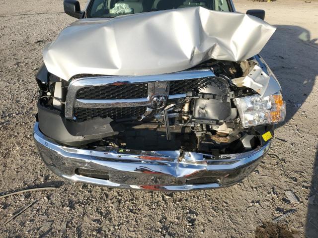 1C6RR6FG2JS349839 - 2018 RAM 1500 ST SILVER photo 11