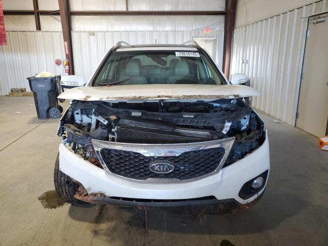 5XYKU4A22DG311501 - 2013 KIA SORENTO EX WHITE photo 5