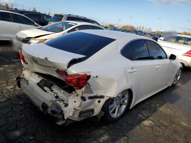 JTHBK262X65005952 - 2006 LEXUS IS 250 WHITE photo 3