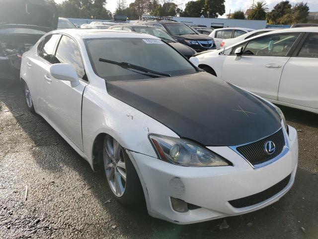 JTHBK262X65005952 - 2006 LEXUS IS 250 WHITE photo 4